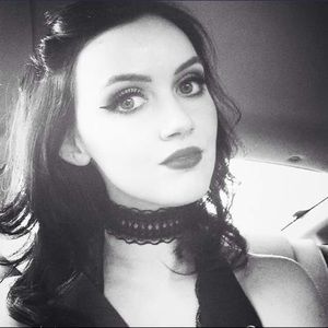 Meet your Posher, Amberley